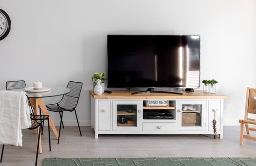 Dee Why Apartment | Delmar Luxe Brand New Executive Stunner