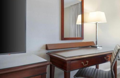 Waltham Abbey Hotel | Delta Hotels by Marriott Waltham Abbey