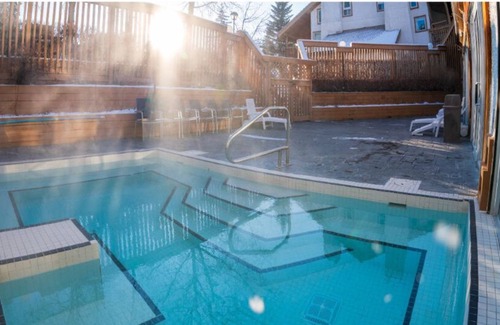 Banff Condo | Deluxe, Bright, Spacious | Base of Tunnel Mountain