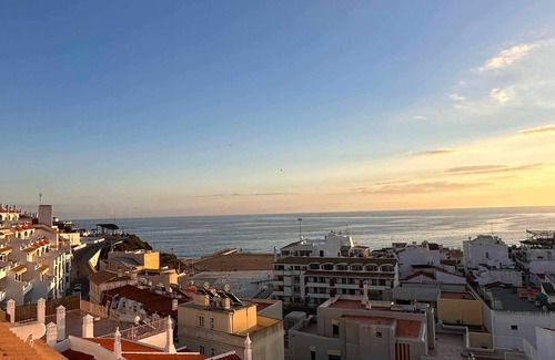 Albufeira Apartment | Deluxe Flat by Albufeira Holidays