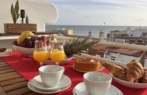 Albufeira Apartment | Deluxe Flat by Albufeira Holidays