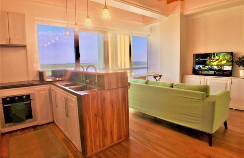 Guayaquil Apartment | DELUXE HIGHRISE RIVER & CITY VIEW FLATS GYE