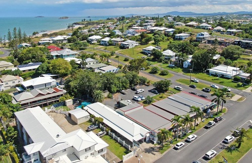 Emu Park Apartment | DELUXE KING STUDIO 20