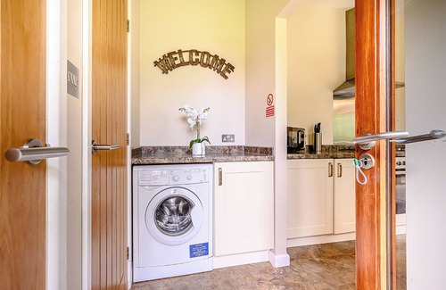 Allithwaite Ski Chalet | Deluxe lodge designed with luxury in mind.