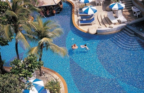 Patong Hotel | Deluxe Room, Partial seaview @ Patong #14