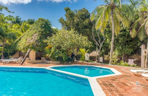 Zona Hotelera Apartment | Deluxe Suites at Villas Tropical in Zona Hotelera