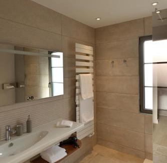Les Mesneux Bed & Breakfast | Demeure Larmandier