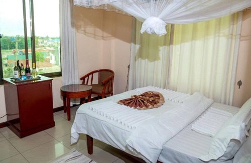 Mabibe Hotel | Denfrance Hotel