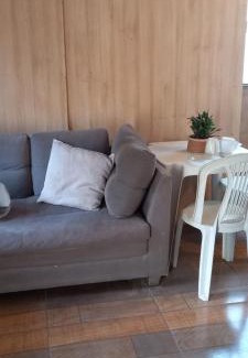 Luque Apartment | Depa económico, con baño privado, Heladera, tv, AA, Wifi
