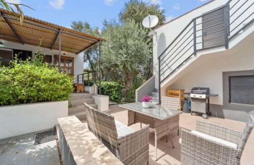 Sarroch Apartment | Dependance Villa Matteo