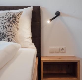Niedernsill Apartment | Der Kehlbachwirt by Monteviva