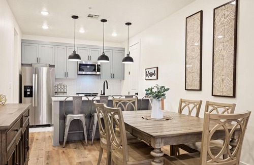St. George House | Desert Color's Sunshine and Sage