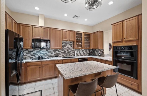 Gold Canyon Condo | Desert Dawn Villa 2/2 Golf/Hiking/Mt Views