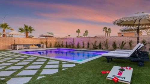 Coachella House | Desert Eden by AvantStay 6BR w Ensuite Backyard Oasis w Pool Hot Tub