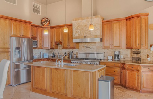 Skyline Bel Air Estates House | Desert Manor- An Exclusive 4BR Retreat House