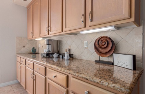 Desert Hide-a-way House | Desert Oasis ★ Heated Pool-Spa-Disc Golf-Ping Pong-Poker Table-Pool Table★