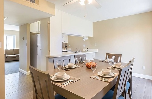Indio Hotel | Desert Oasis Retreat in Indio | Swimming Pool | Free Parking