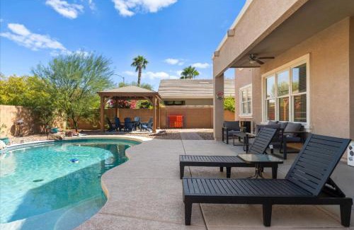 Rancho Gabriela House | Desert Retreat - Pool - Fire Pit - Family Games