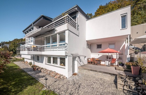 Waldshut-Tiengen Apartment | Design Apartment Vitibuck mit Einladender Terrasse