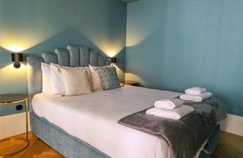 Sao Nicolau Apartment | Design award-winning apartment in Ribeira