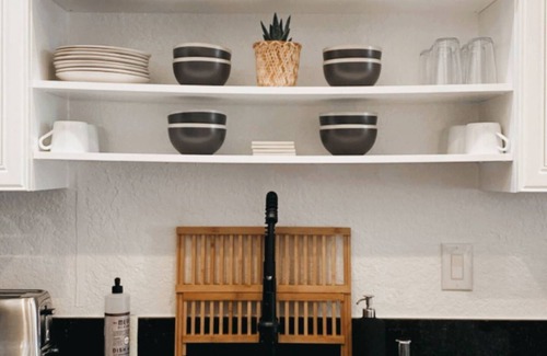 Village Apartment | Designer Desert Condo Pool Hot Tub Dogs Welcome