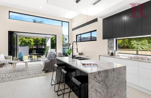 Caringbah South House | Designer Family Retreat with Pool Next to Cronulla