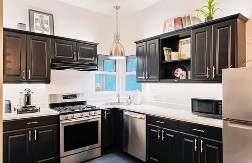 Mar Vista House | Designer loft in luxury home near beach. Sleeps 4