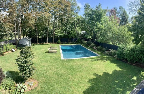 Bellport House | Designer retreat with pool in Bellport Village