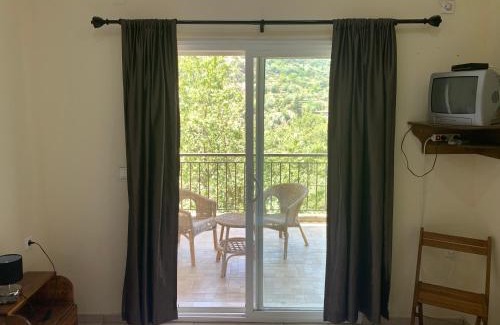 Armenistis Apartment | Despina Studios Raxes Ikaria # 1