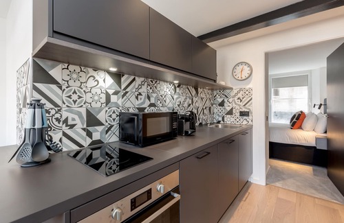 Old Town Apartment | Destiny Scotland Market St Apartments