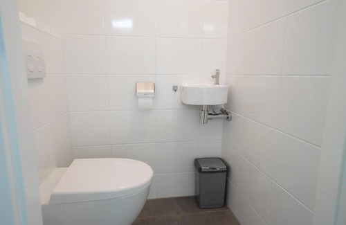 Uitdam House | Detached bungalow with 3 bedrooms, 2 bathrooms and a terrace