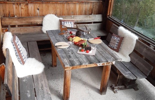 Aufhausen Ski Chalet | Detached chalet with sauna with fantastic mountain panorama