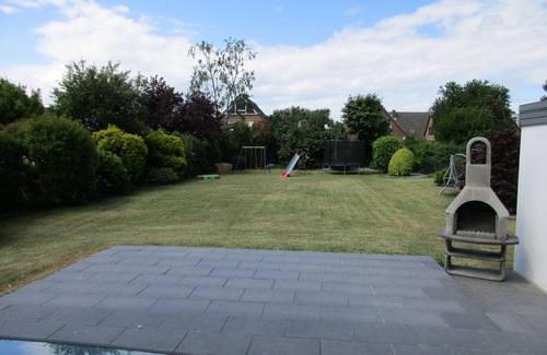 Landkirchen House | Detached holiday home, bright and friendly, large garden in the heart of the island