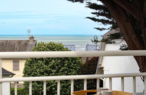 Saint-Pair-sur-Mer Apartment | Detached house near the sea in St Pair-sur-Mer