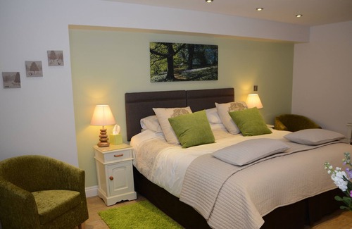 Horton House | Detached House Directly on Rudyard Lake, Staffordshire Moorlands