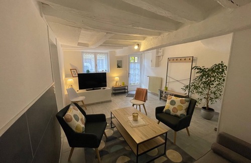 Samois-sur-Seine House | Detached house in quiet village on the edge of the Seine and Fontainebleau forest.