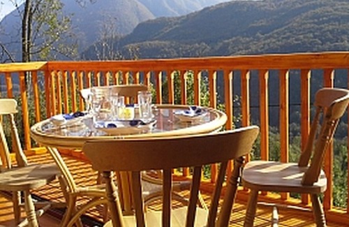 Borjana House | Detached Mountainside House With Panoramic Mountains & Nadiza River Valley Views
