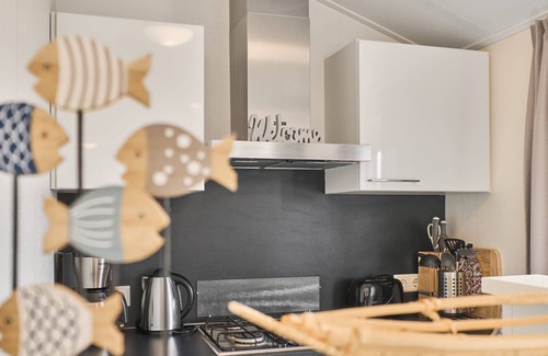 Suesel House | Detached vacation home Seeleuchten with terrace on the lake in Seeparx Süsel