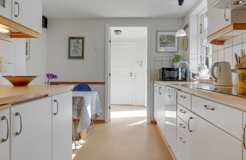 Ronne House | "Detlef" - 200m from the sea by Interhome