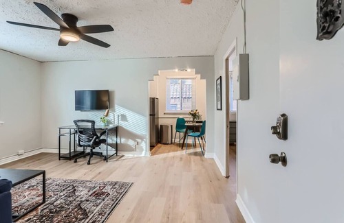 City Park Apartment | Detroit by Modern Midstay / On City Park! #T21
