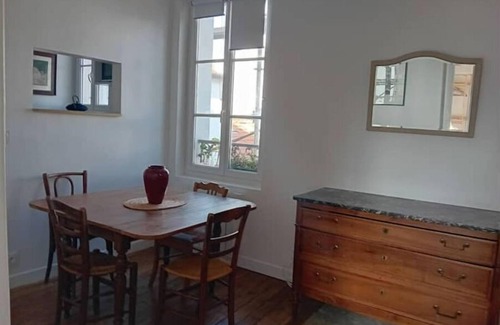 Malakoff Apartment | Deux-pièces Charme Pour Loisirs et Travail