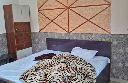 Faizabad Hotel | Dev Aagmann Inn