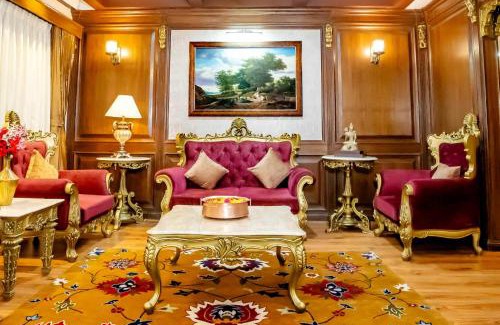 Burhanilkantha Hotel | Devi Aura Villa