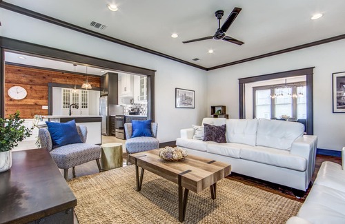 Tobin Hill House | Dewey Place * Walk to Pearl Brewery and Riverwalk * New Cowboy Pool!!