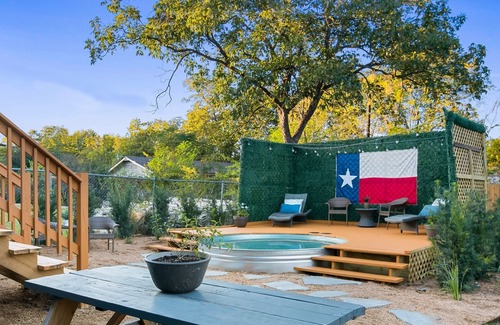 Tobin Hill House | Dewey Place * Walk to Pearl Brewery and Riverwalk * New Cowboy Pool!!