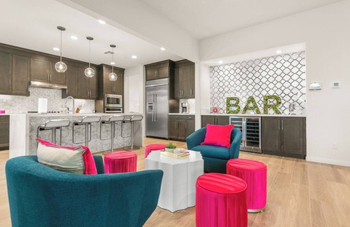 Carmela House | Dezert Joy by VARE | Pool+Spa, BBQ, Fire Pit, Pool Table!