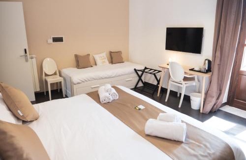 Monte di Pieta Bed & Breakfast | DhOME B&B