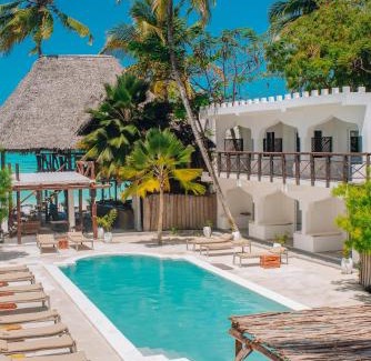 Jambiani Hotel | Dhow Resort