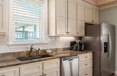 Dauphin Island House | DI Nest | your nightly fall break trip with us. Heated pool