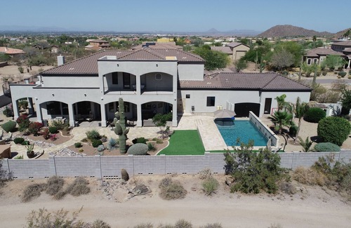 Thunder Mountain House | Diamond in the Desert ! An Oasis